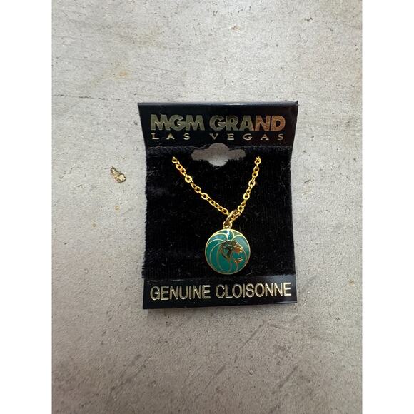 Vintage MGM Grand Las Vegas Cloisonné Pendant Necklace NOS on Card - Picture 2 of 6
